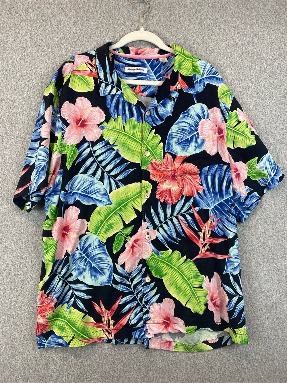 Tommy Bahama Silk Hawaiian Shirt Mens XL Floral SS Button Colorful